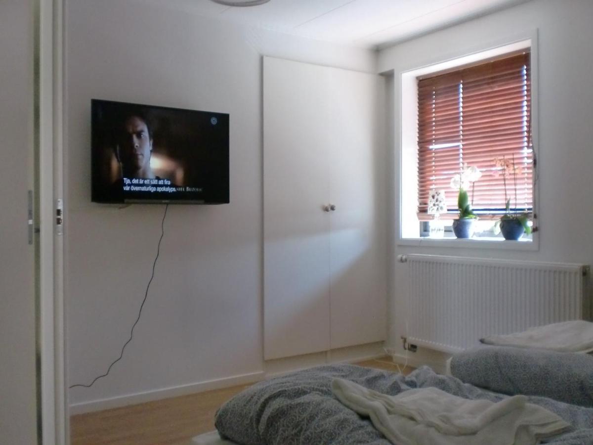 Trollhaettans Bed And Breakfast Стая снимка